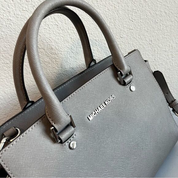 MICHAEL KORS Light Grey Selma Raven Bedford Fulton Satchel Tote Crossbody - Picture 4 of 11